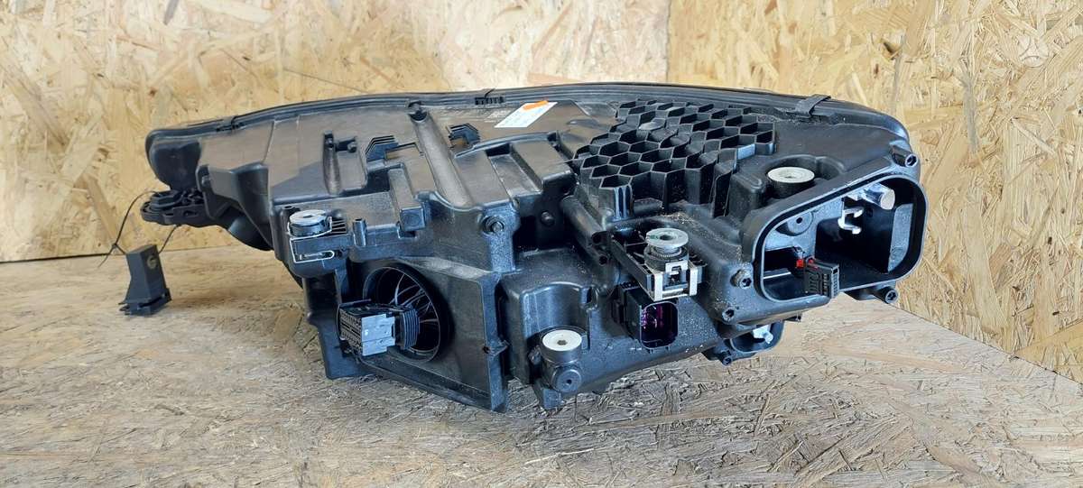 Audi Q8, 4KE941040D, Cen19585