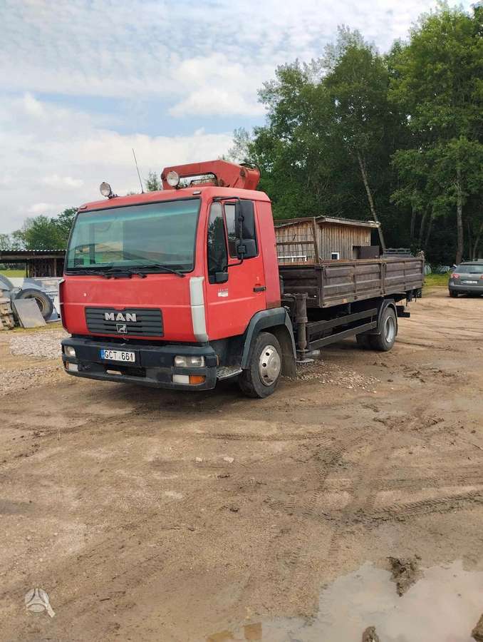 MAN LE8.145, самосвалы с краном