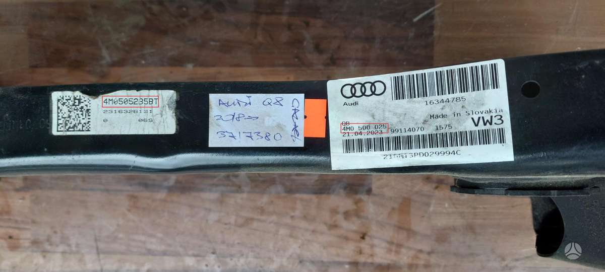 Audi Q8, 4M0505235BT, Cen20563