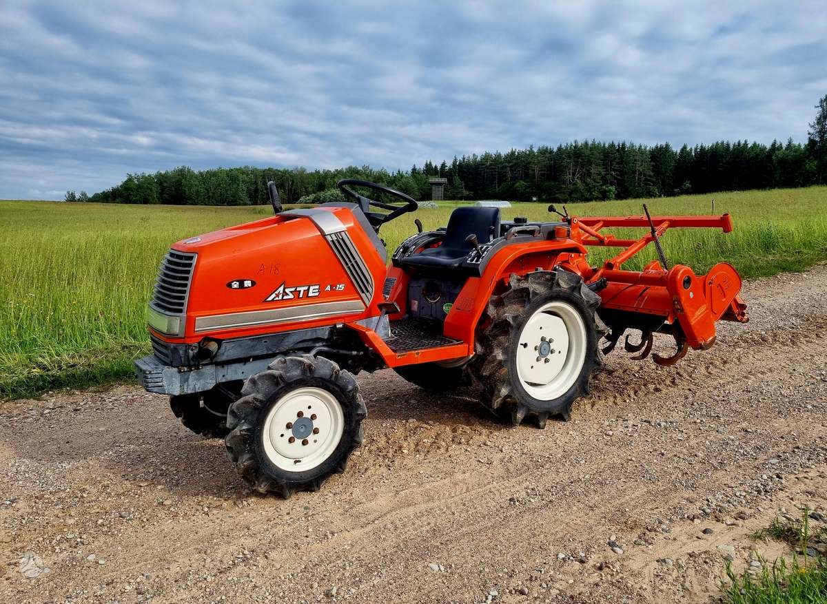 Mitsubishi 1601, tractors