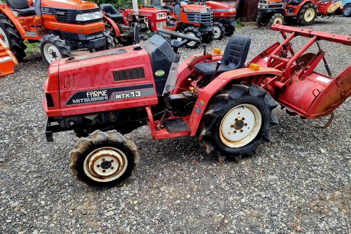 Mitsubishi 1601, tractors