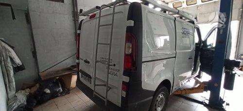 Renault Trafic, preču