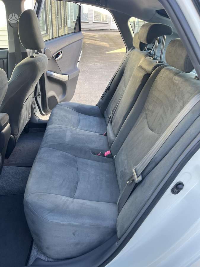 Toyota Prius, 1.8 l., Хэтчбек
