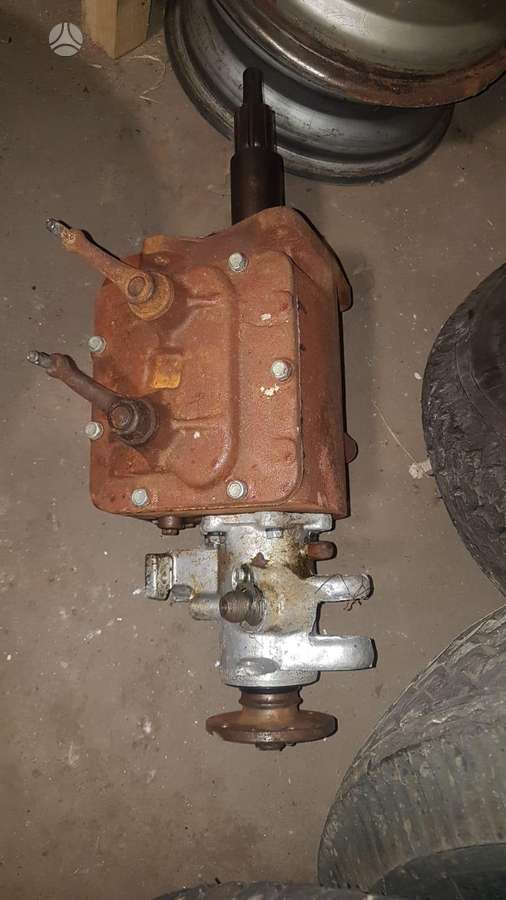 GAZ 21 apdailos detalės