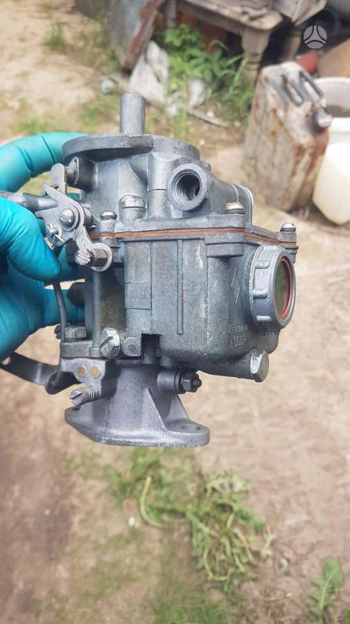 GAZ 21 apdailos detalės