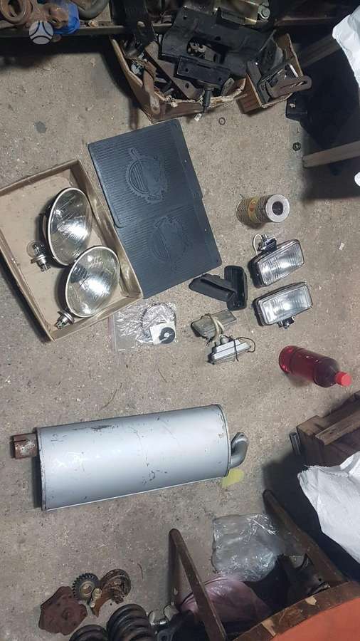 GAZ 21 apdailos detalės