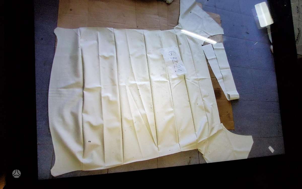 GAZ 21 apdailos detalės