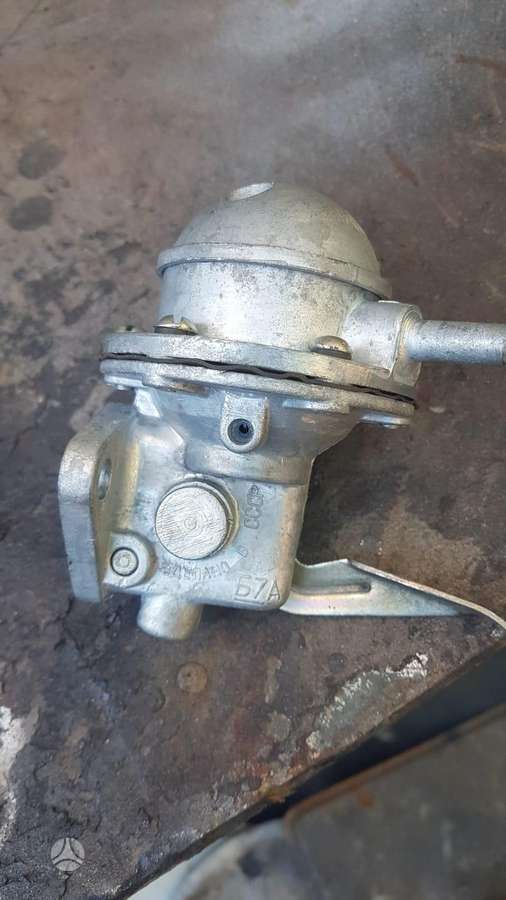 Moskvich 407 отделочные детали