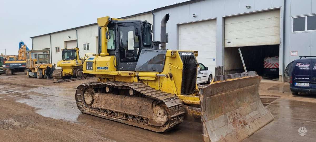 Komatsu D61 EX-15, bulldozer