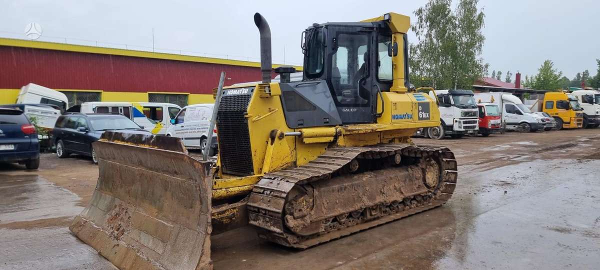 Komatsu D61 EX-15, бульдозеры