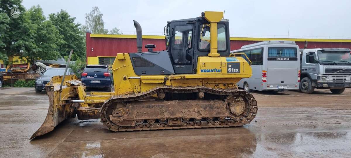 Komatsu D61 EX-15, bulldozer