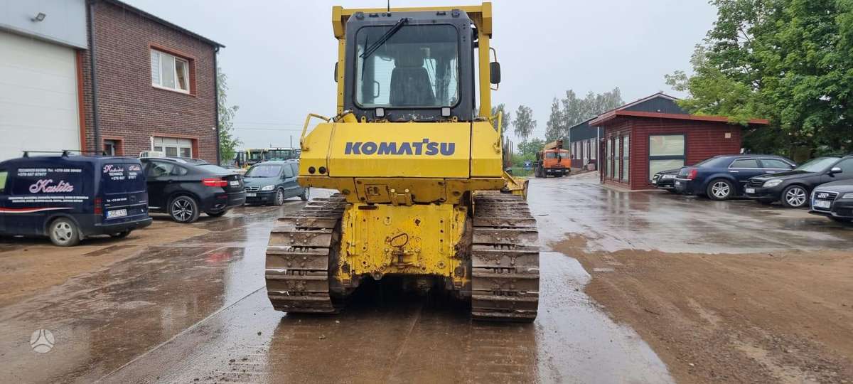Komatsu D61 EX-15, bulldozer