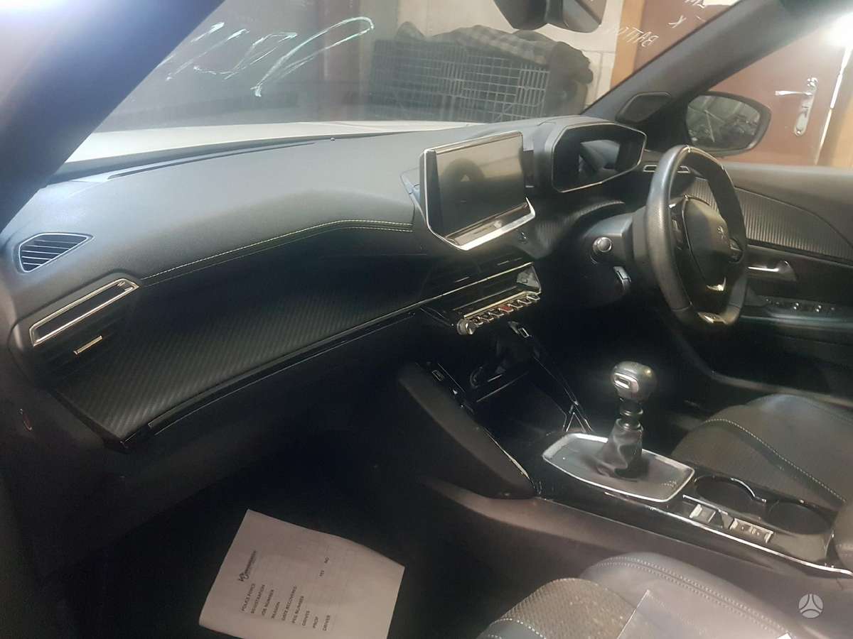 Peugeot 2008 1 2petrol 96kw engine hn05 eb2adts gearbox mb6dw