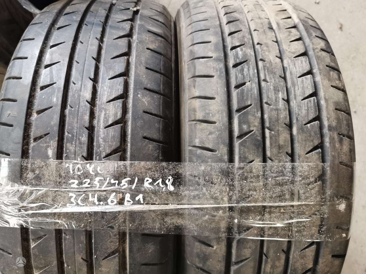 Toyo R37, летние 225/45 R18