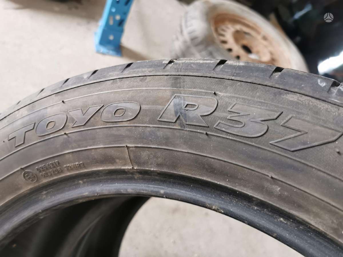 Toyo R37, летние 225/45 R18