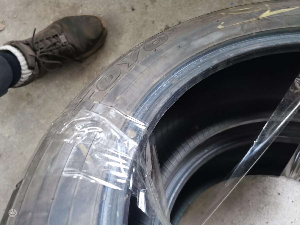 Toyo R37, летние 225/45 R18