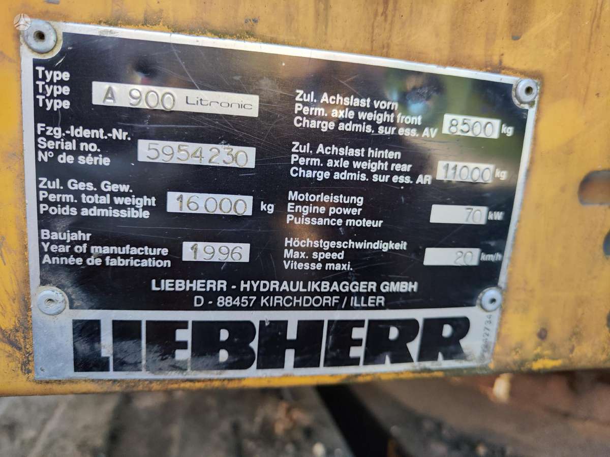 Liebherr A900, statybos ir kelių tiesimo technika