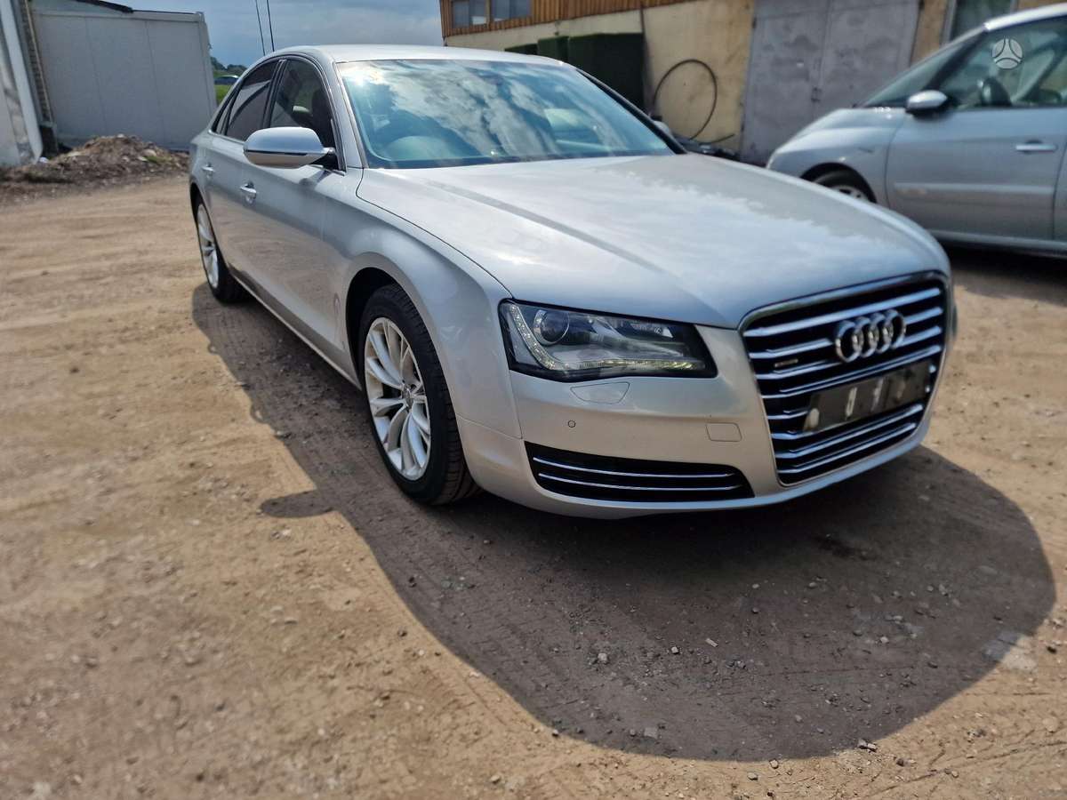 Audi A8