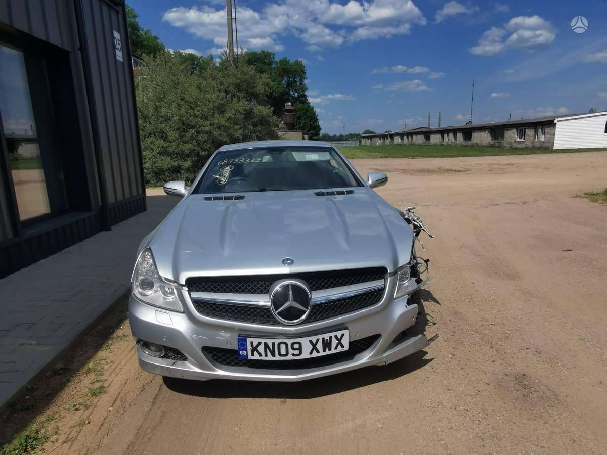 Mercedes-Benz SL350 dalimis