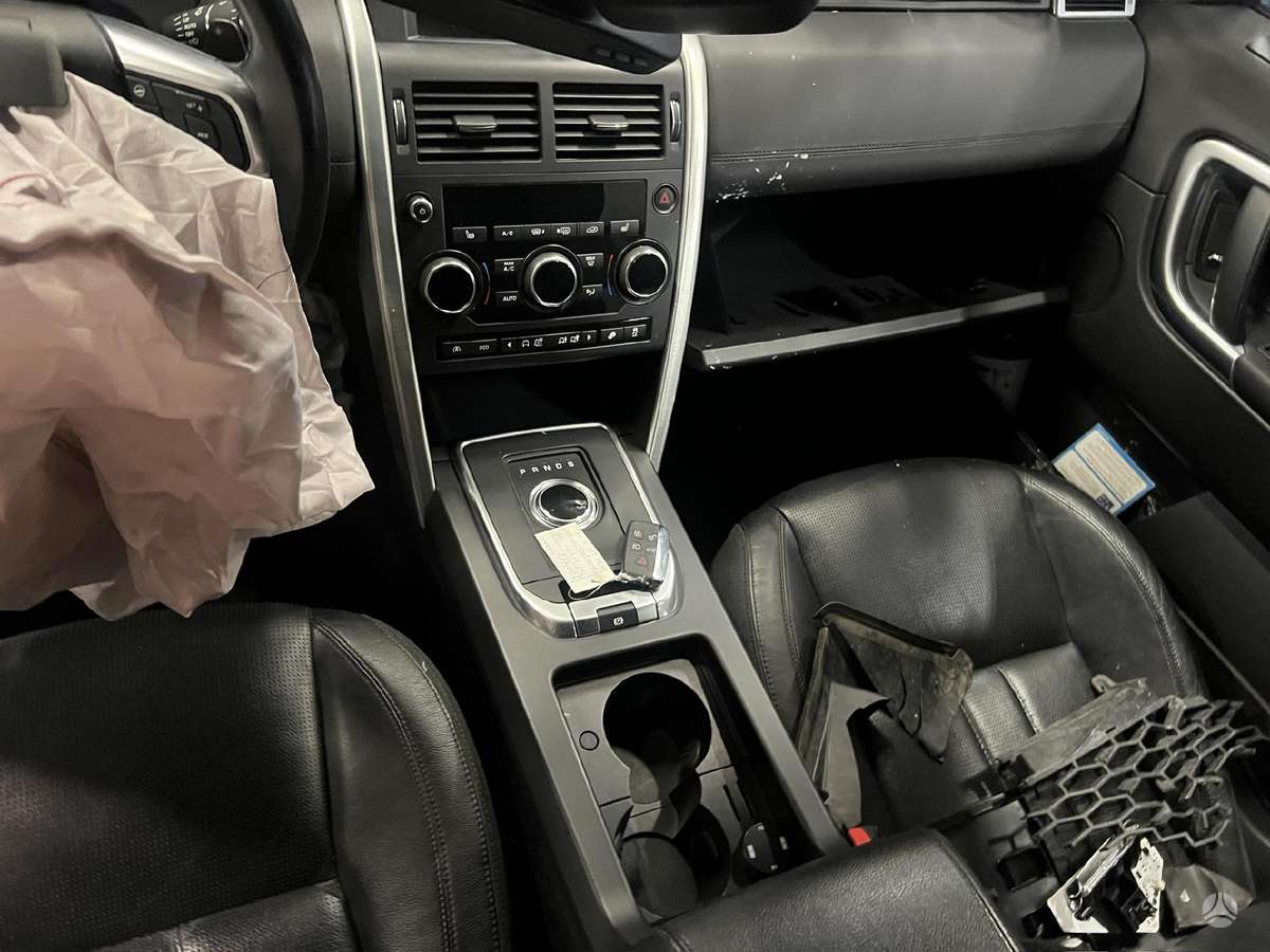 Land Rover Discovery по частям
