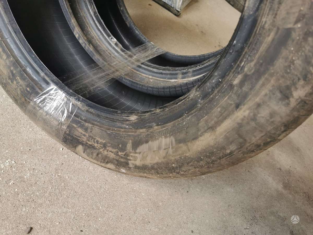 Falken, летние 235/55 R17