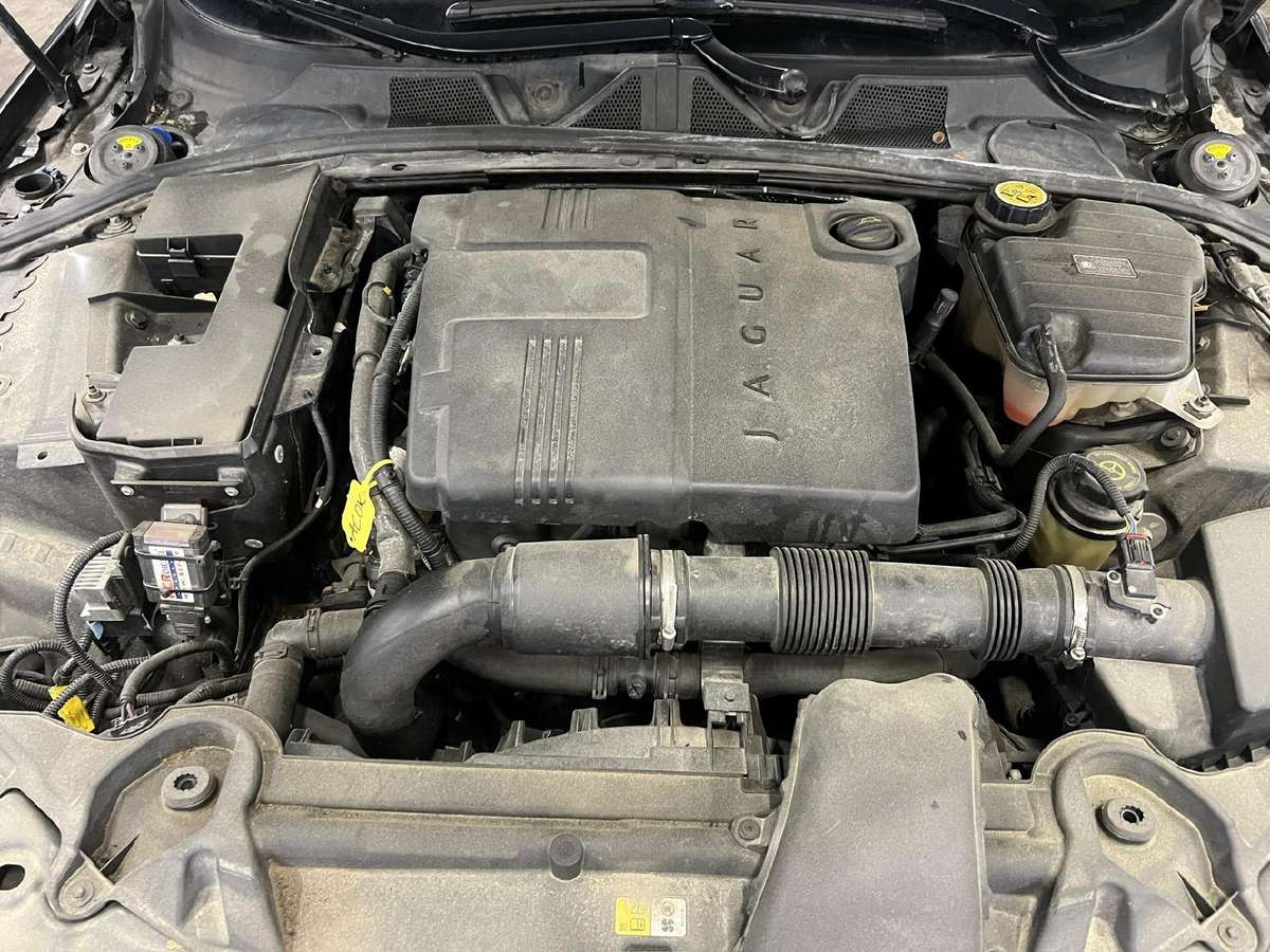 Jaguar XF по частям. 224dt