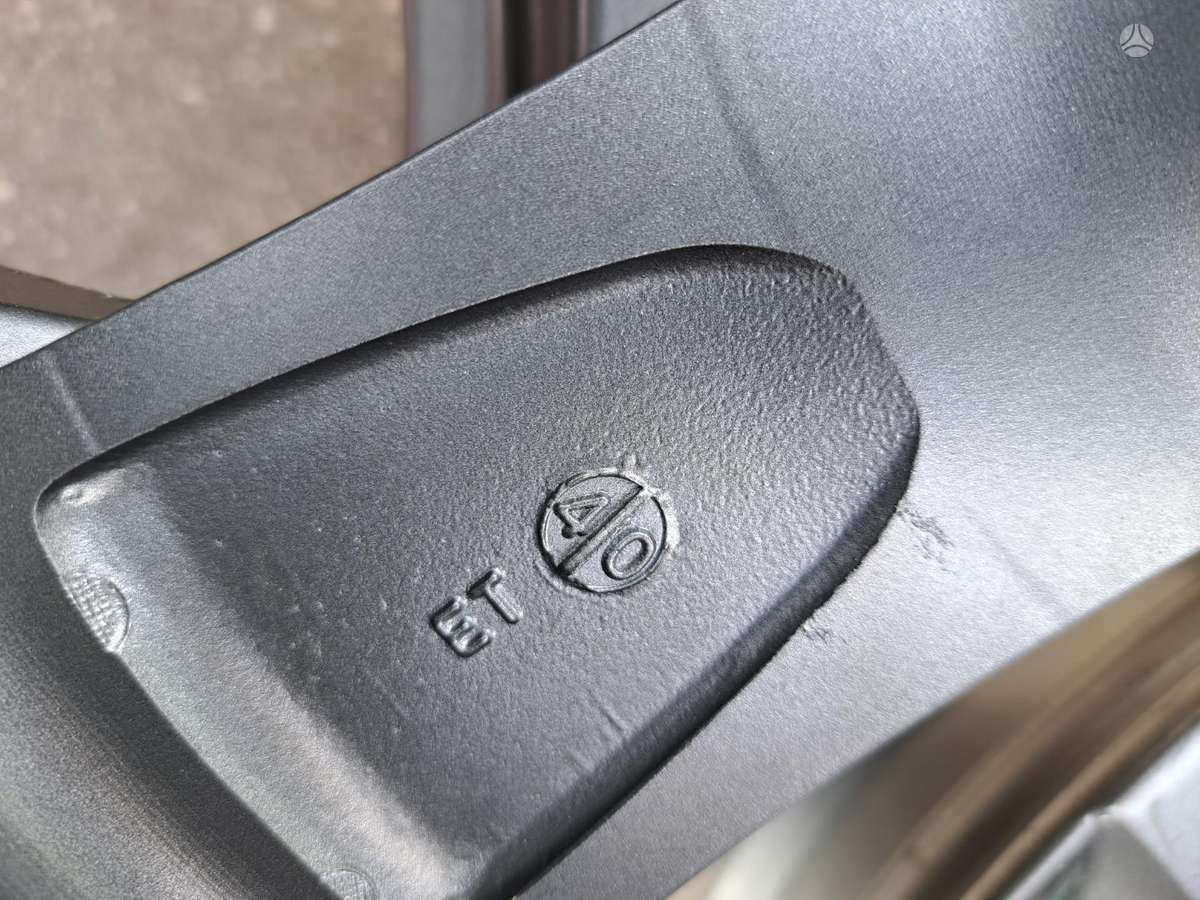 Volvo V40 V60 V70, легкосплавные , R17
