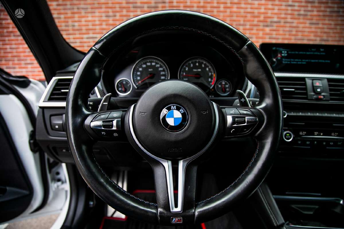 BMW M3, 3.0 l., Седан