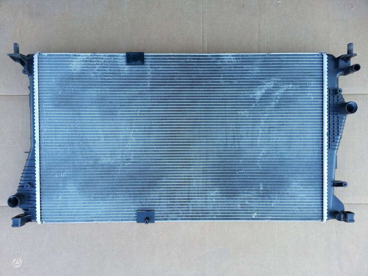 Renault Trafic a/c condenser, water radiator