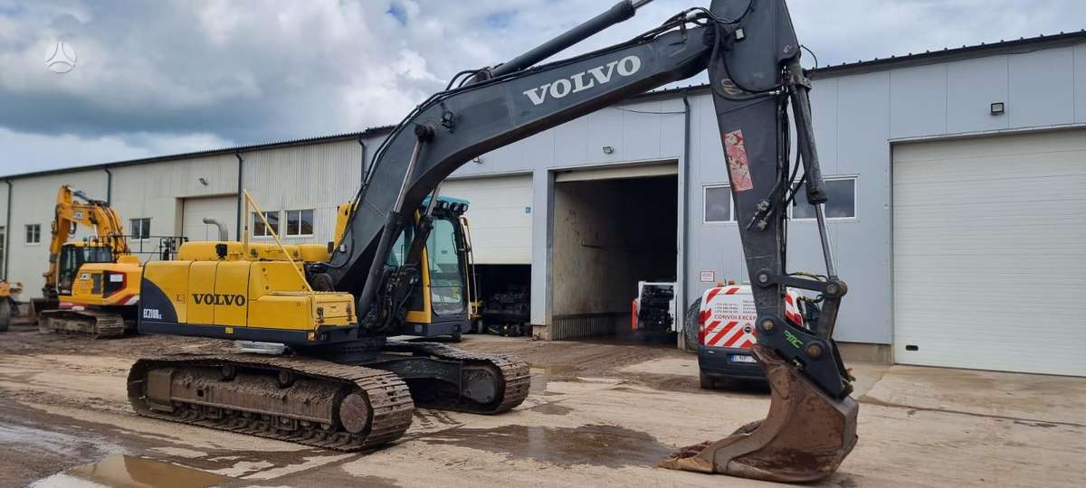 Volvo EC210 B, ekskavatoriai