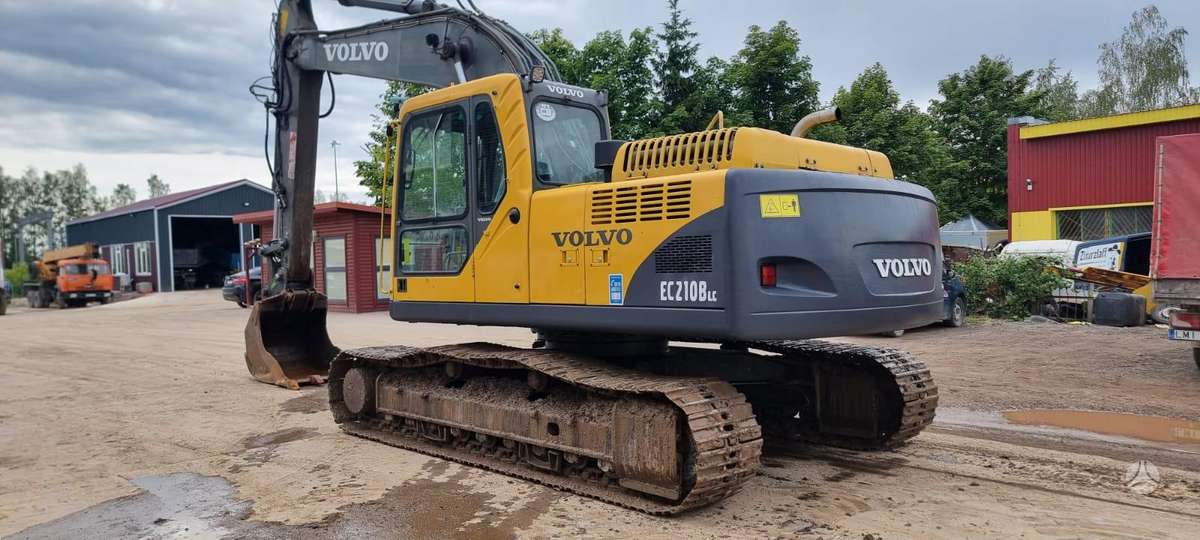 Volvo EC210 B, ekskavatori