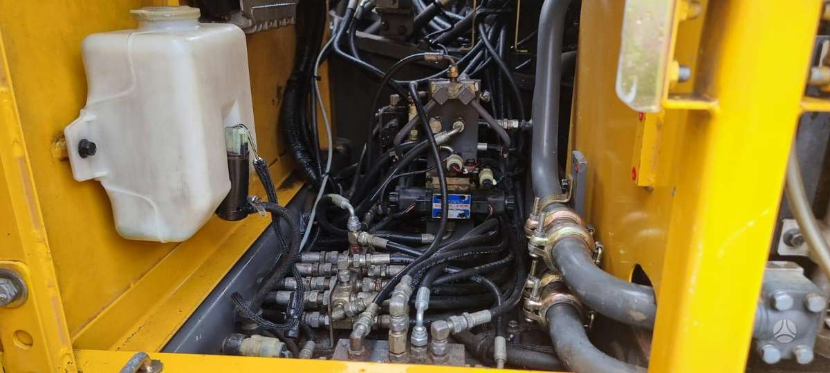Volvo EC210 B, экскаваторы