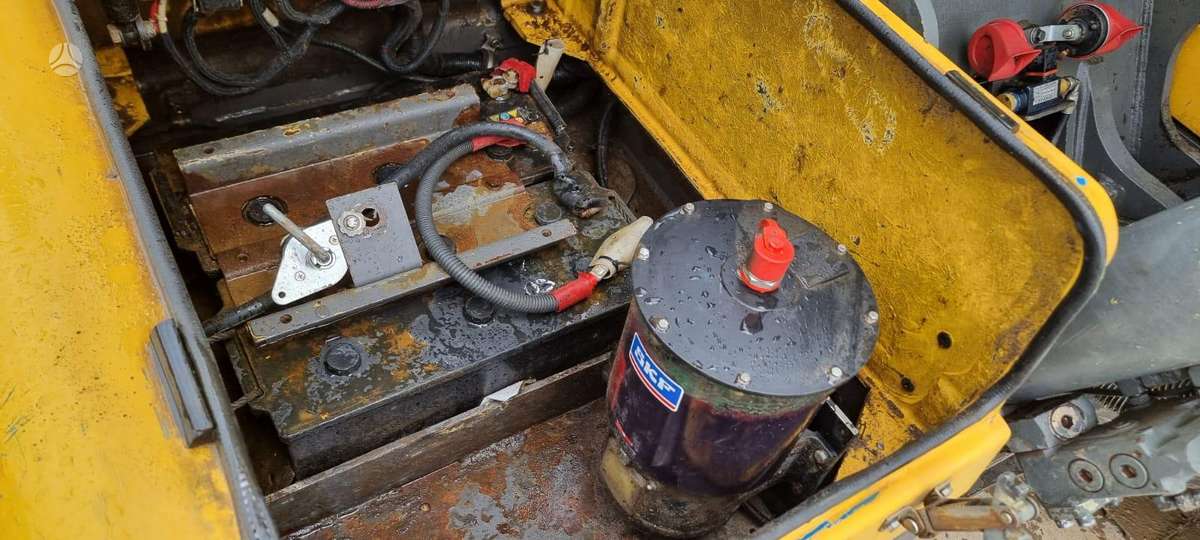 Volvo EC210 B, экскаваторы