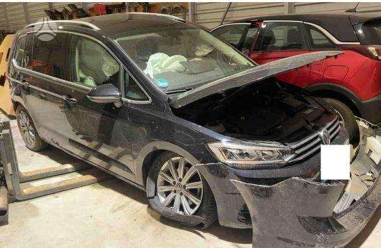 Volkswagen Touran по частям