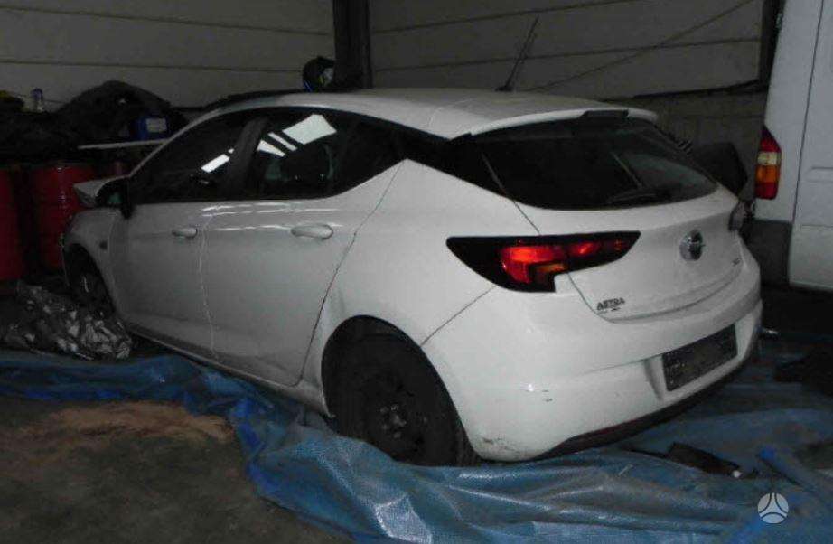 Opel Astra for parts