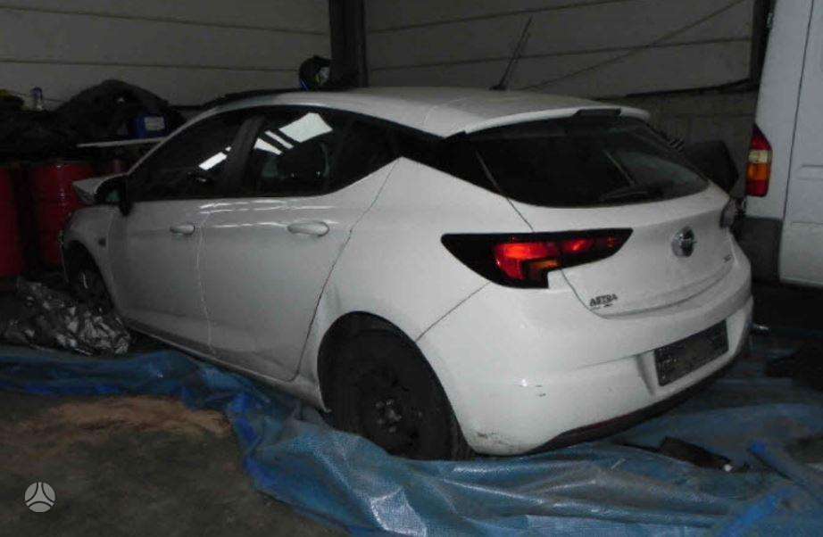 Opel Astra по частям