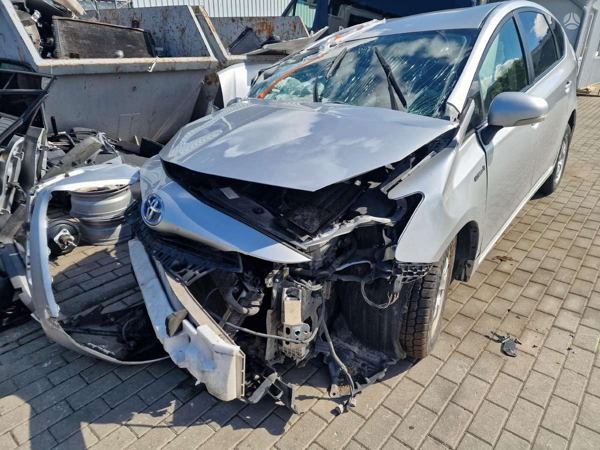 Toyota Prius+