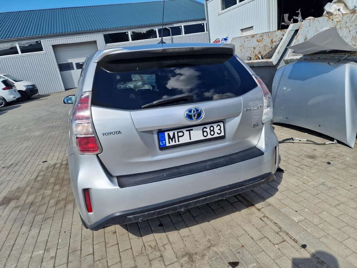 Toyota Prius+
