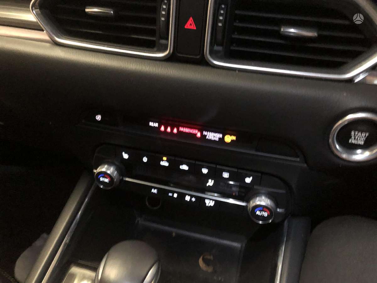 Mazda CX-5 dalimis. Spalvos kodas 42m