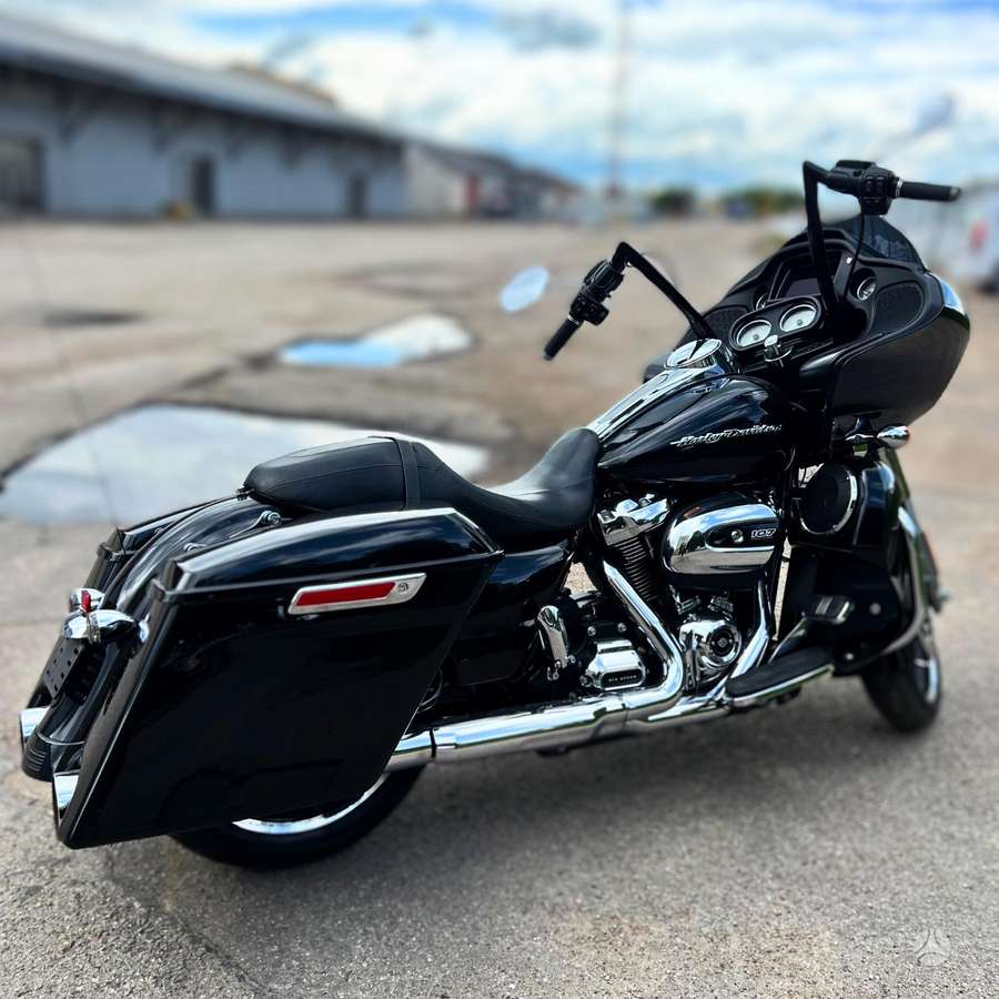 Harley-Davidson Road Glide 1750cc, чопперы / круизеры / custom