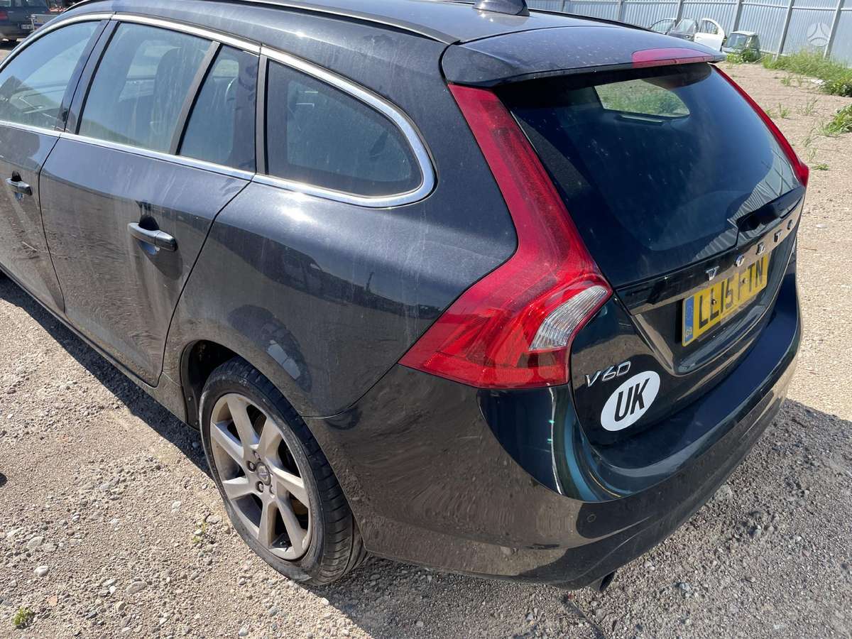 Volvo V60 rezerves daļās