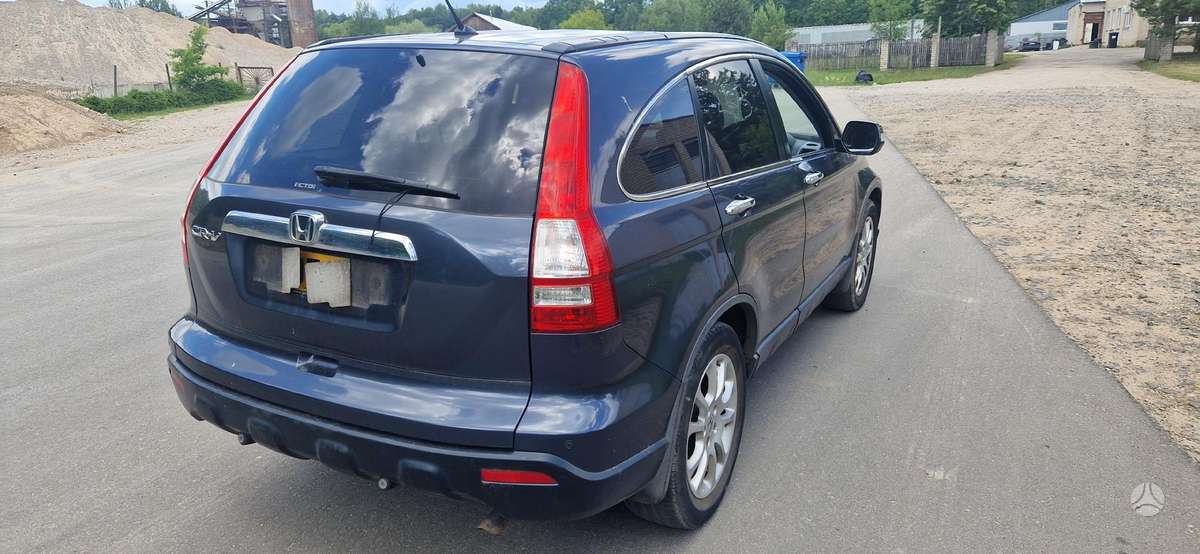 Honda CR-V rezerves daļās