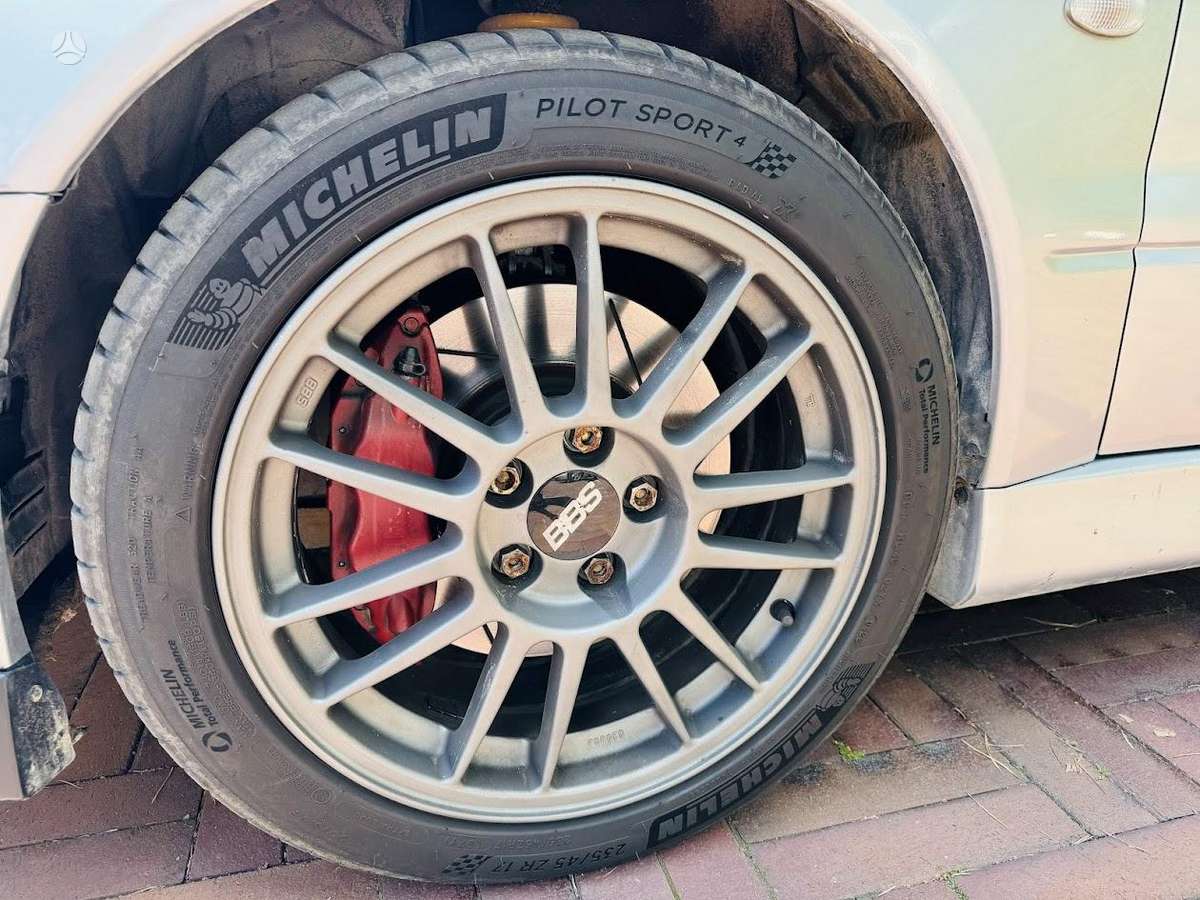 Mitsubishi Lancer Evolution, 2.0 l., sedanas