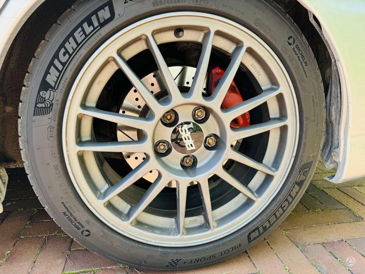 Mitsubishi Lancer Evolution, 2.0 l., sedanas