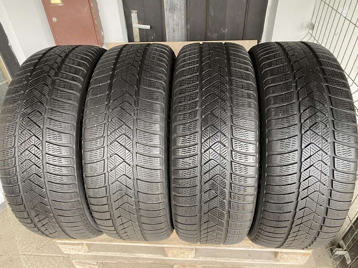 Pirelli Sottozero3, winter 245/50 R19