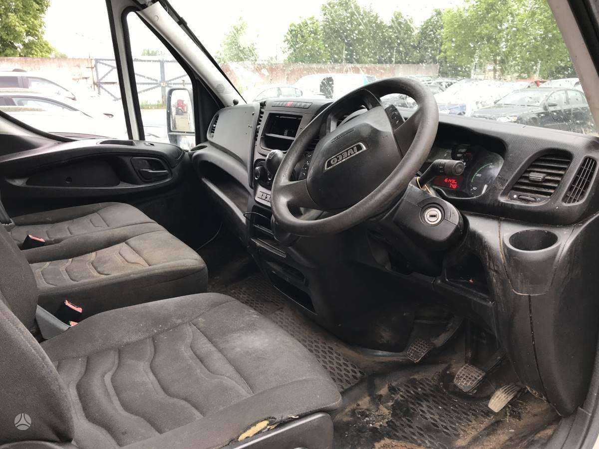 Iveco Daily, preču