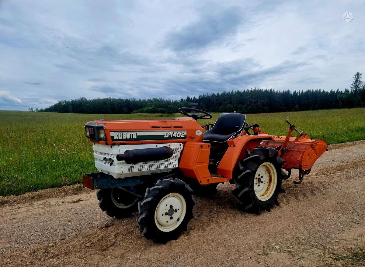 Yanmar 13, tractors