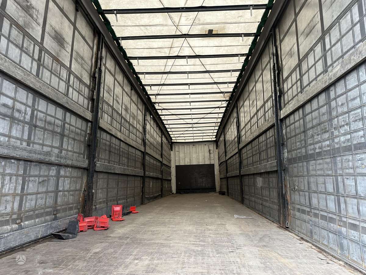 Krone, curtain / tarpaulin