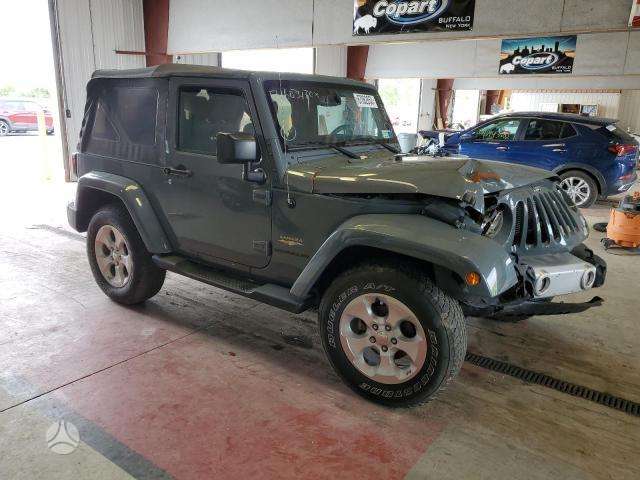 Jeep Wrangler Visas dalimis