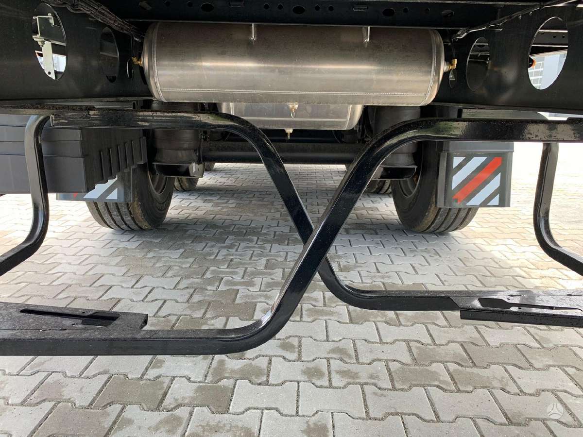 Schwarzmüller J203, užuolaidinės / tentinės